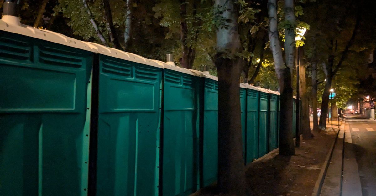 JO 2024 Paris : des centaines de toilettes temporaires installées avant la cérémonie d'ouverture